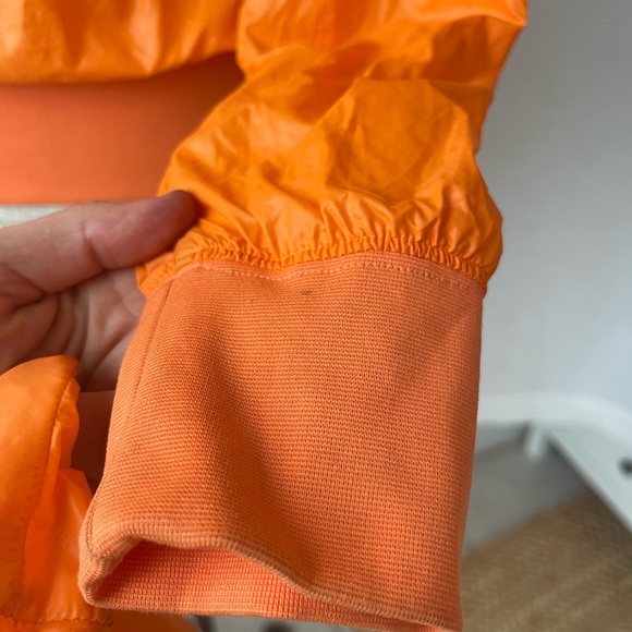 Vintage Nike Windbreaker Jacket + Matching Stuff Sack — Size L — Unisex - Picture 11 of 15